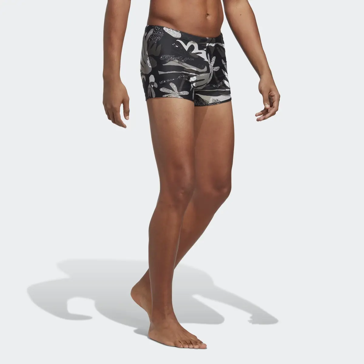 Adidas Floral Graphic Boxer-Badehose. 3