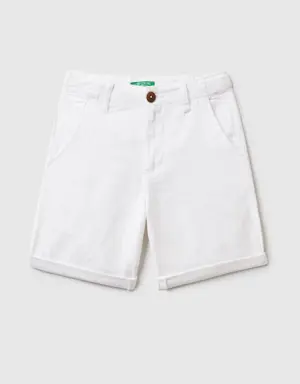 chino bermudas in pure linen