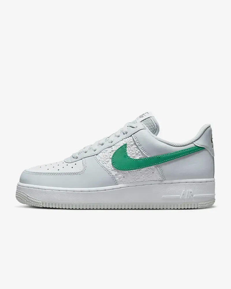 Nike Air Force 1 '07. 1