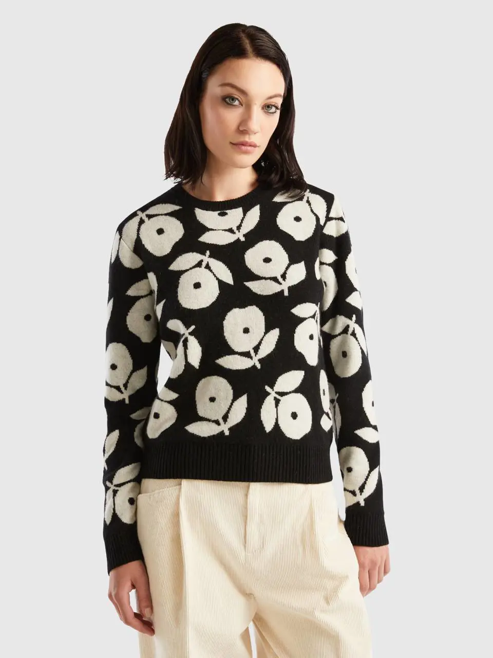 Benetton sweater with floral inlays. 1