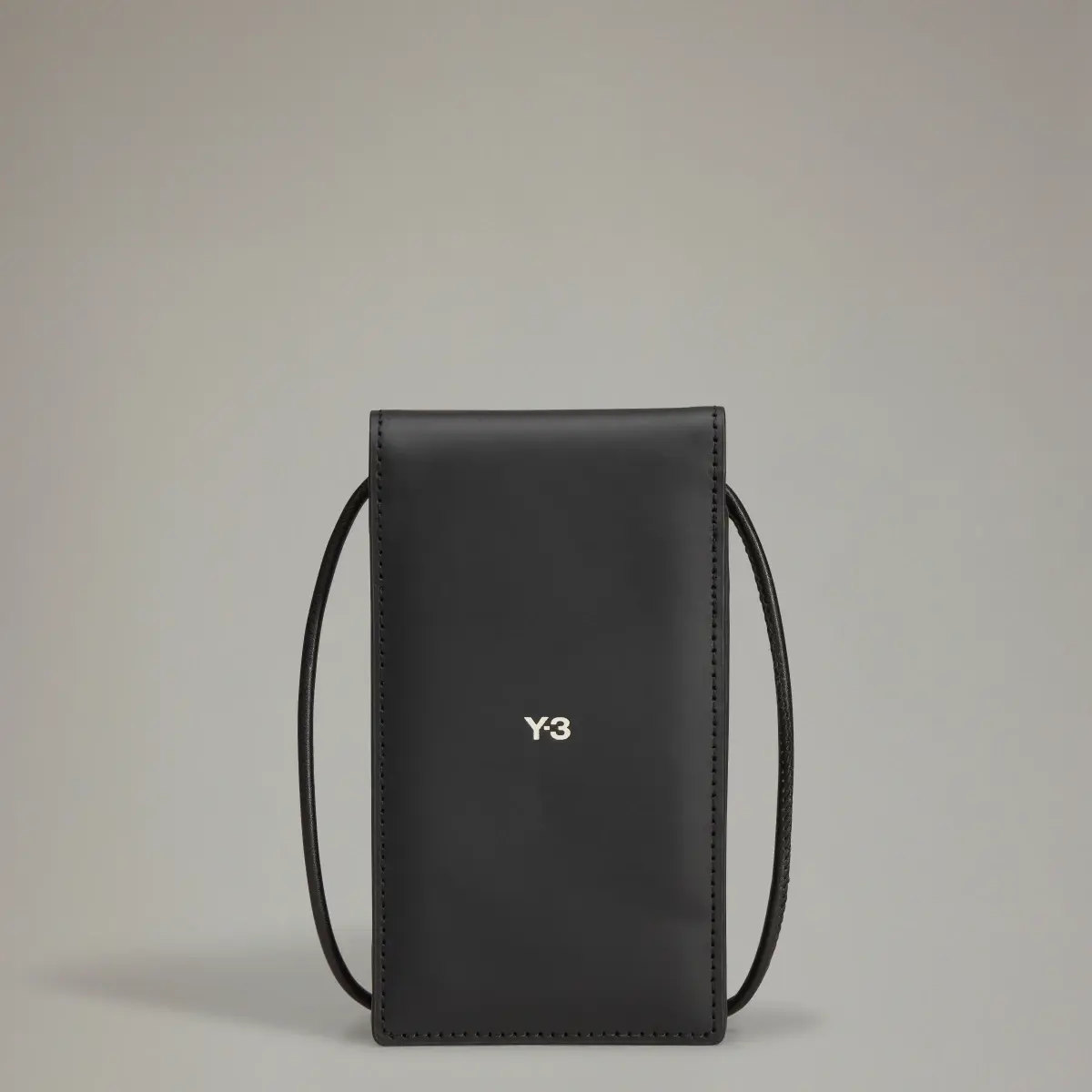 Adidas Funda para móvil Y-3. 1