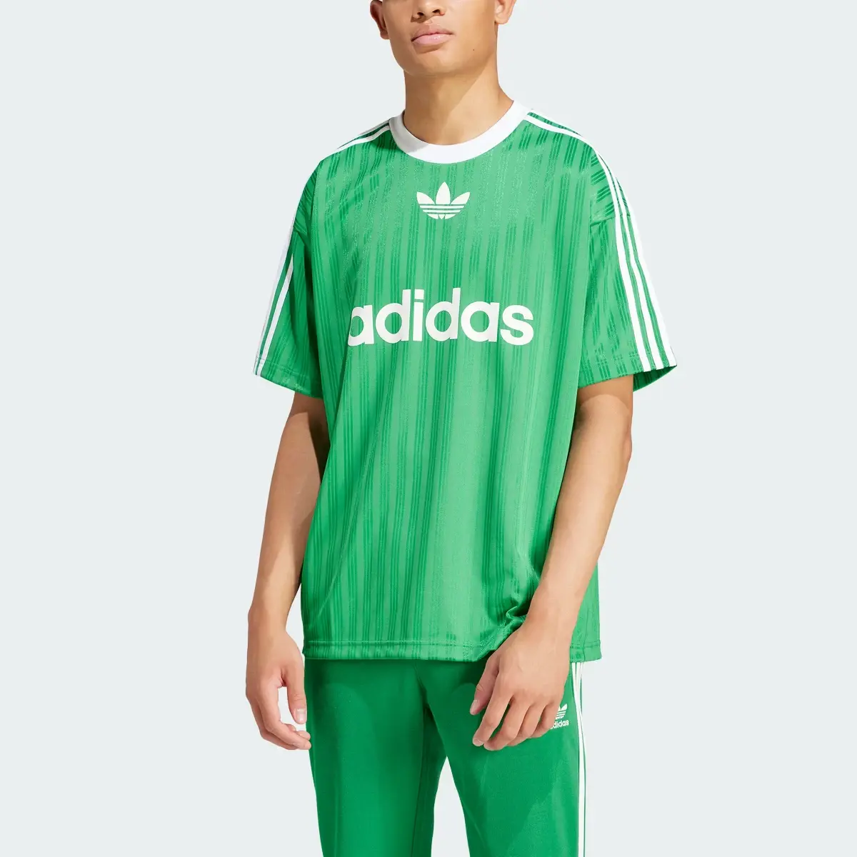 Adidas Adicolor T-Shirt. 1