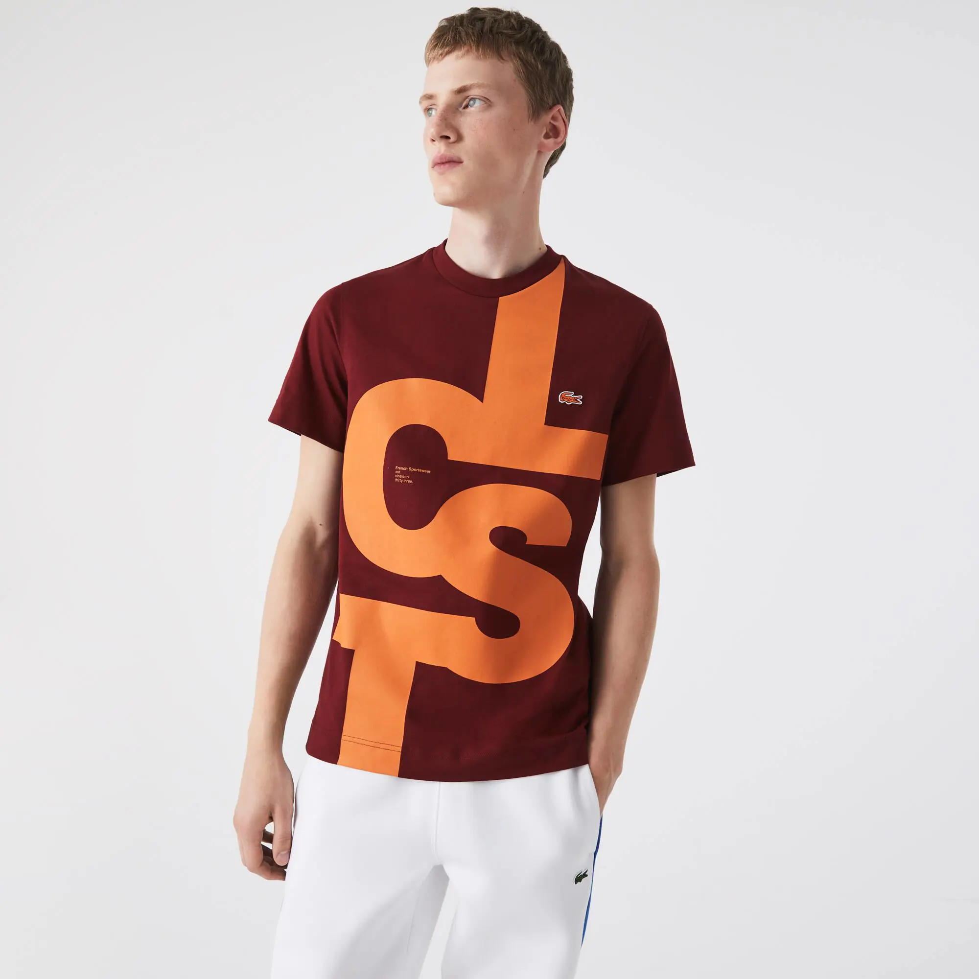 Lacoste Playera de algodón con letras de contraste de ajuste regular para hombre. 1