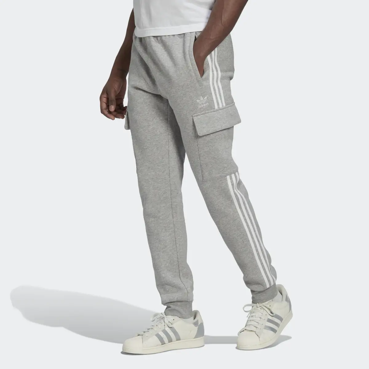 Adidas Adicolor 3-Stripes Cargo Slim Pants. 1