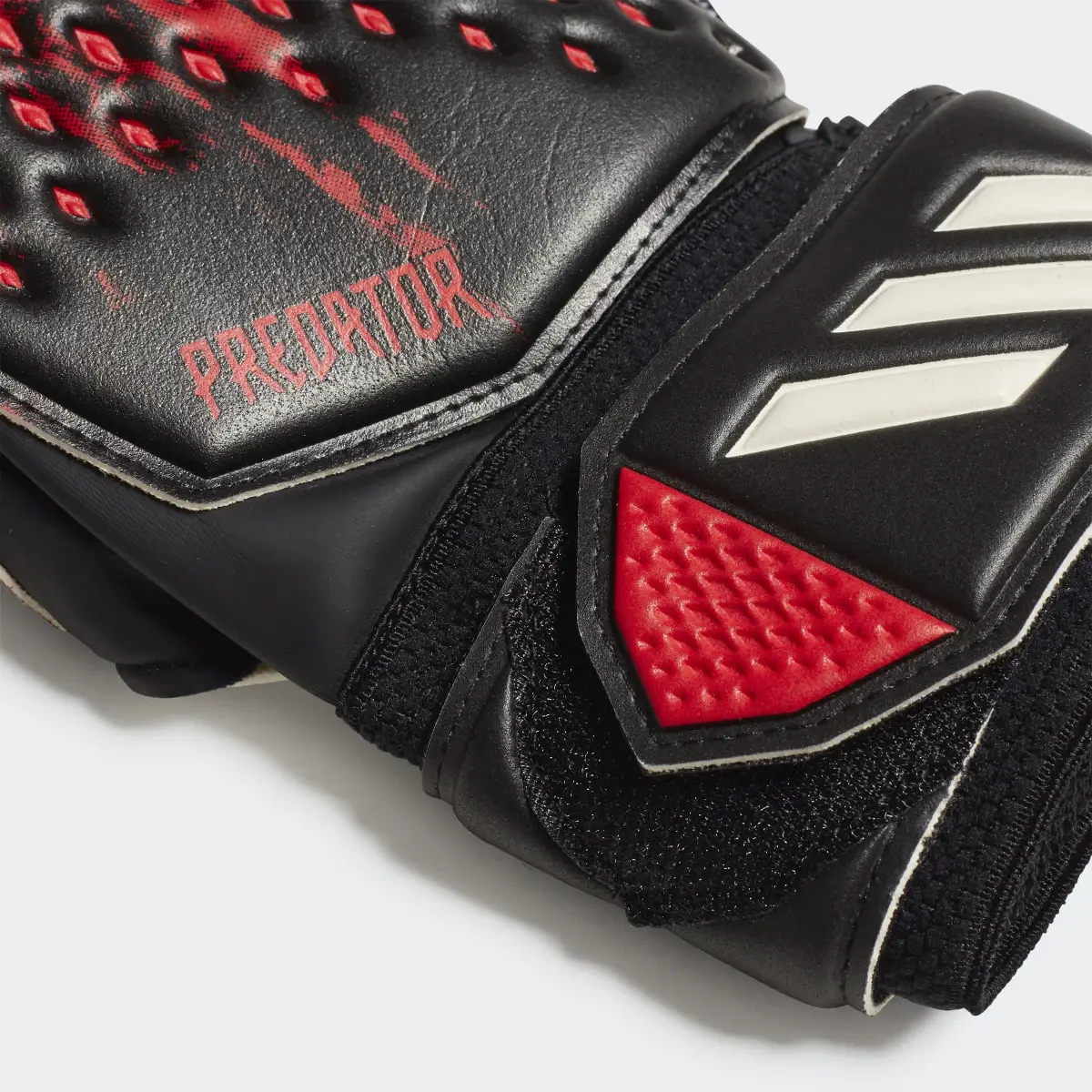 Adidas Predator 20 MTC Fingersave Gloves. 3