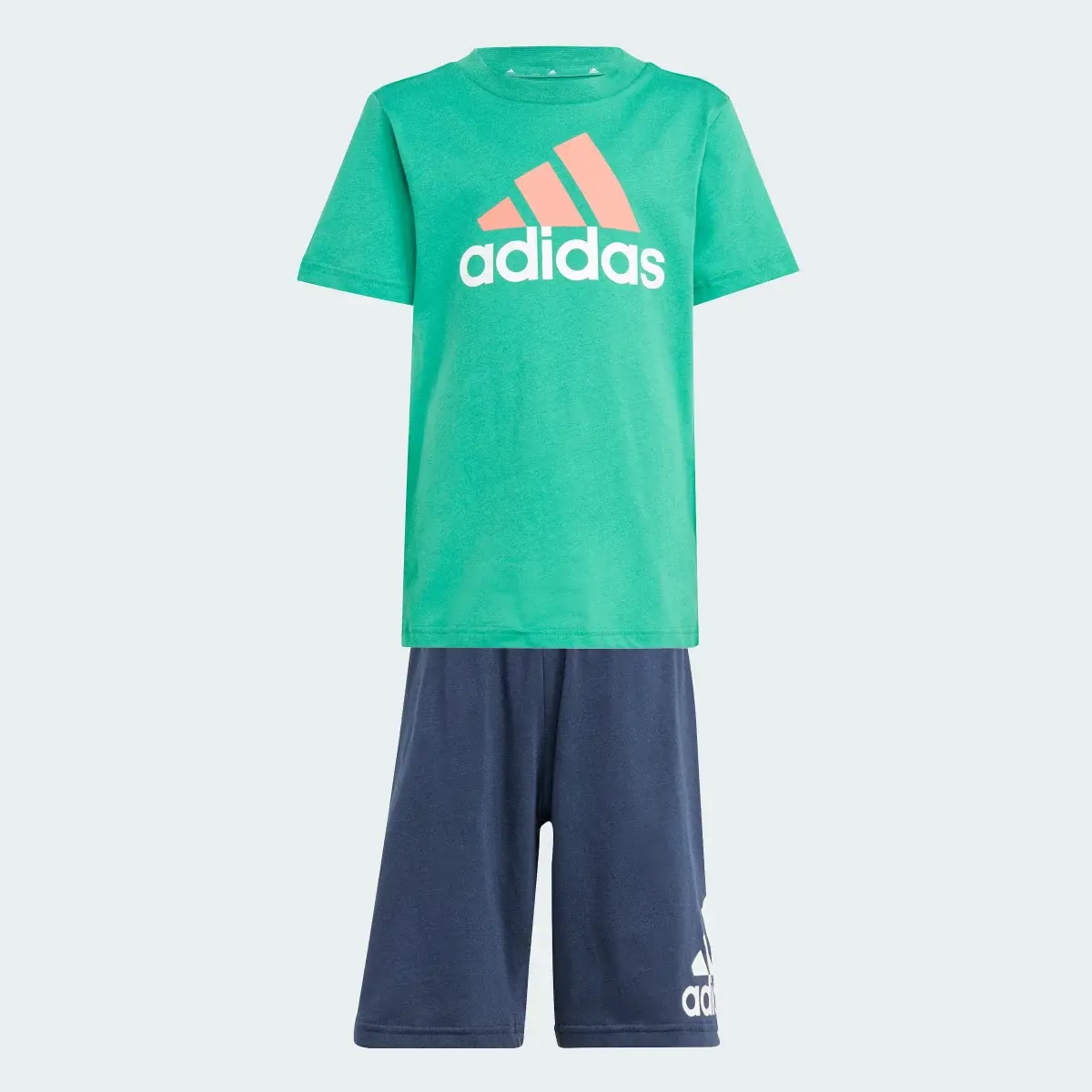 Adidas Essentials Logo Tişört ve Şort Takımı. 1