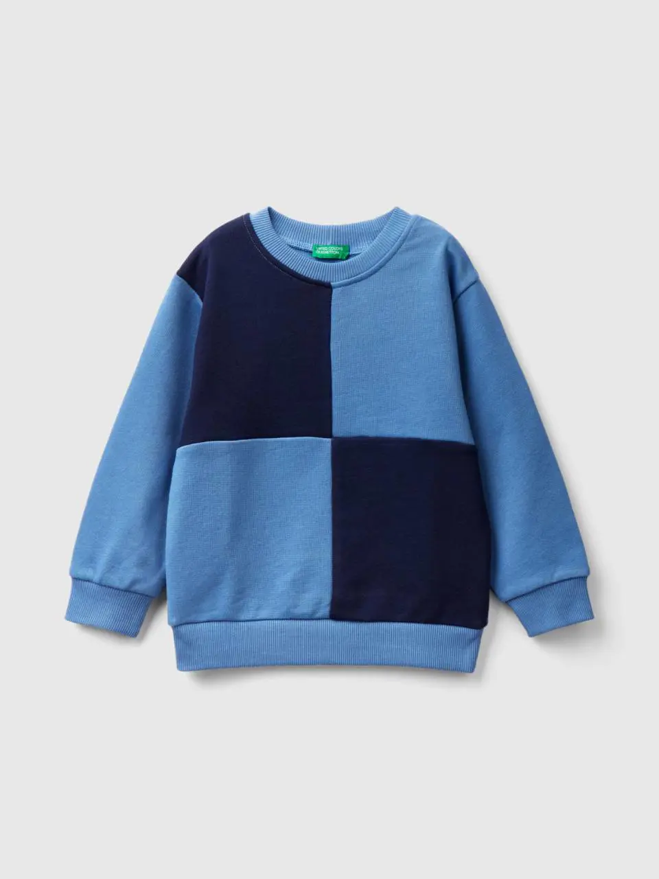 Benetton sweatshirt with maxi check. 1