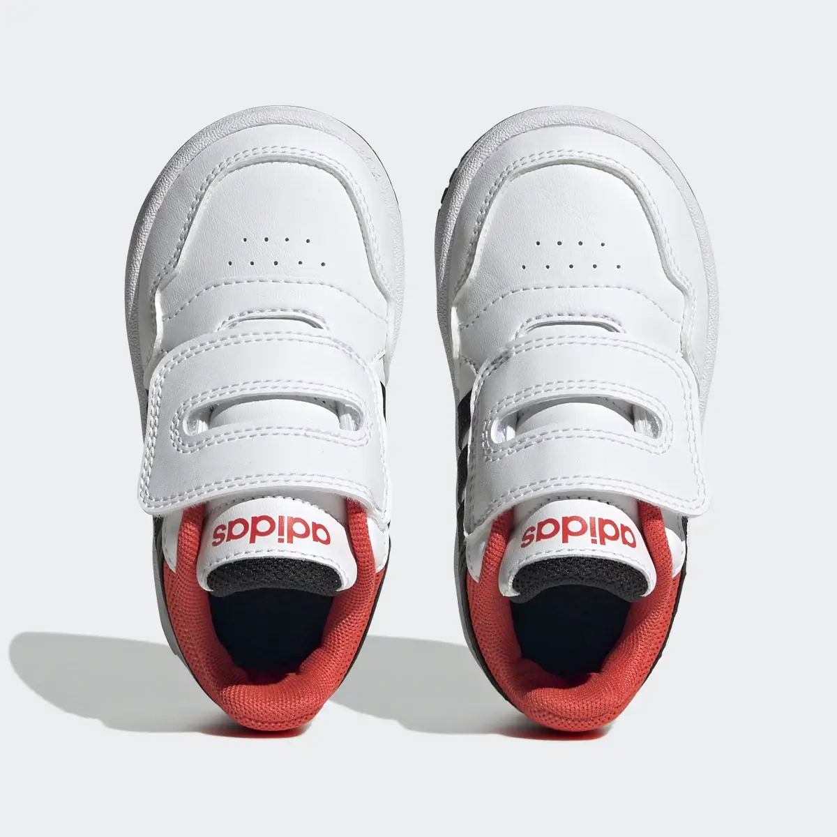 Adidas Zapatilla Hoops. 3