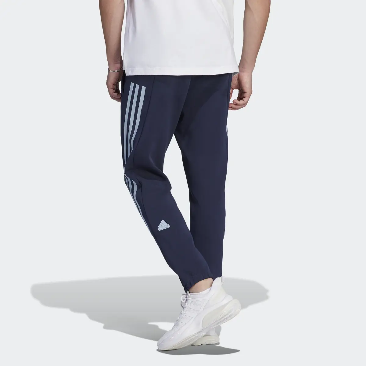 Adidas Future Icons 3-Stripes Joggers. 2