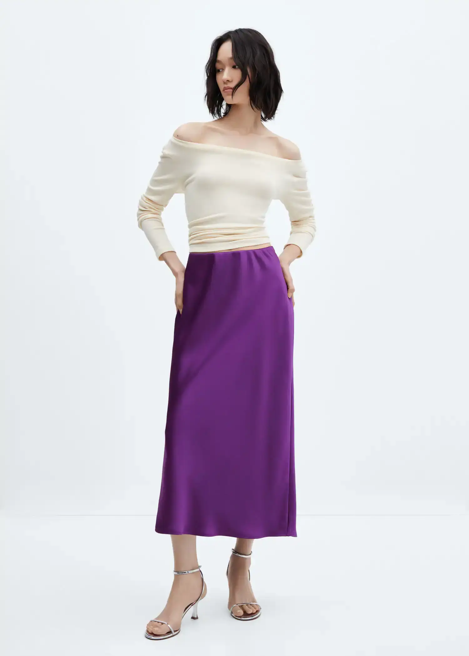 Mango Midi satin skirt. 3