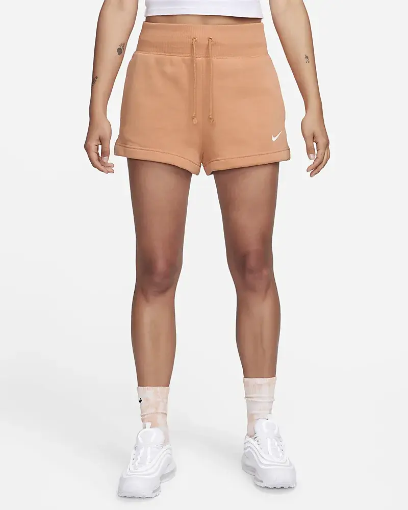 Nike Sportswear Phoenix Fleece. 1