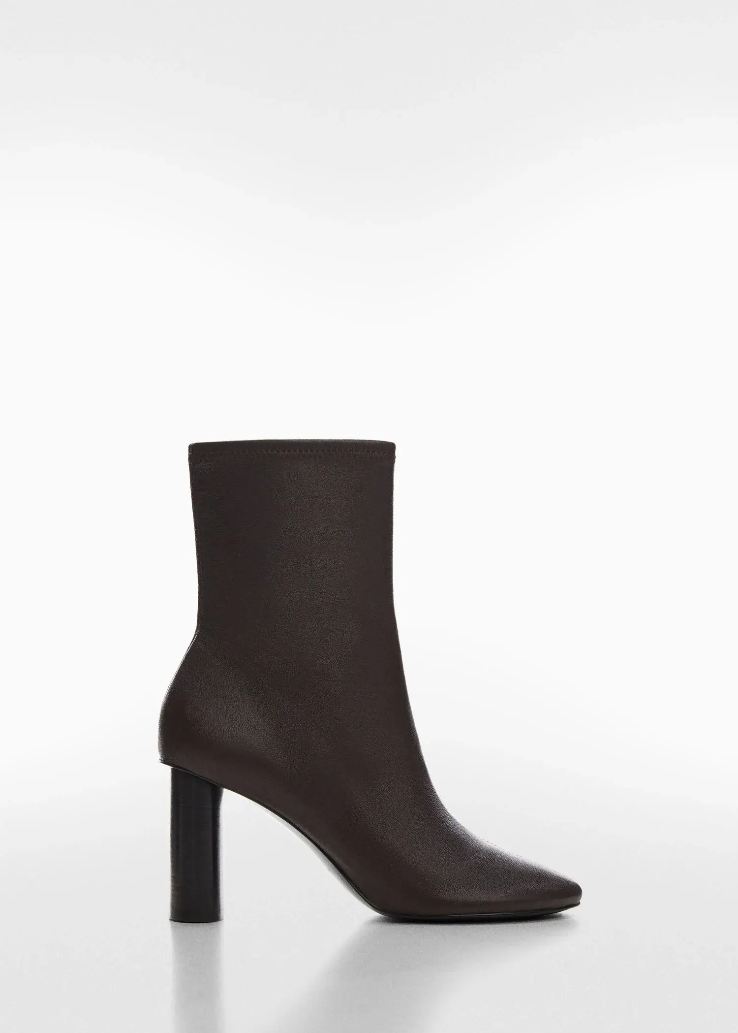 Mango Rounded toe leather ankle boots. 1