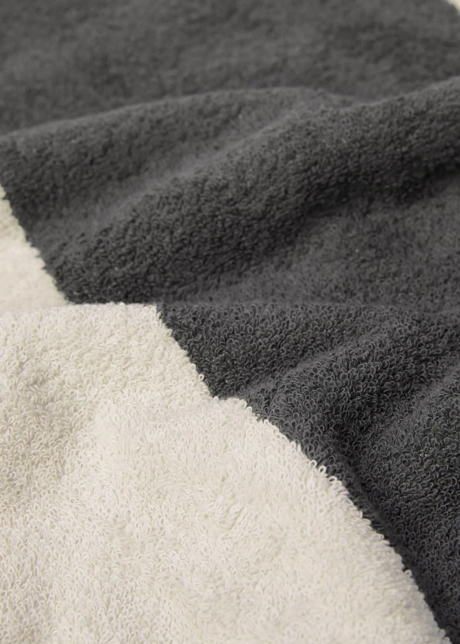 Mango Ręcznik plażowy z 100% bawełny w paski 100 x 180 cm. 2
