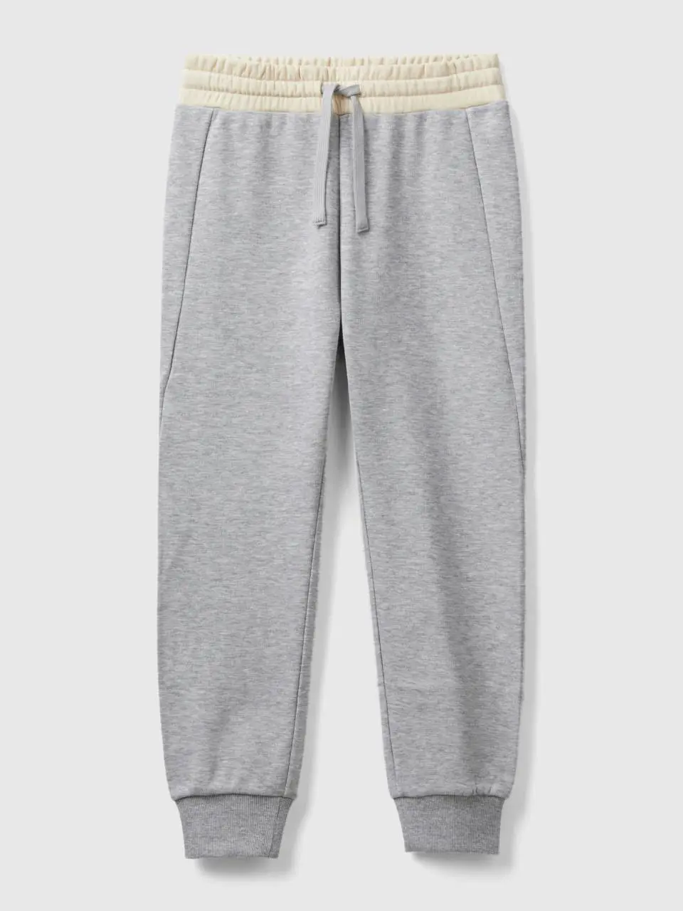 Benetton joggers with drawstring. 1