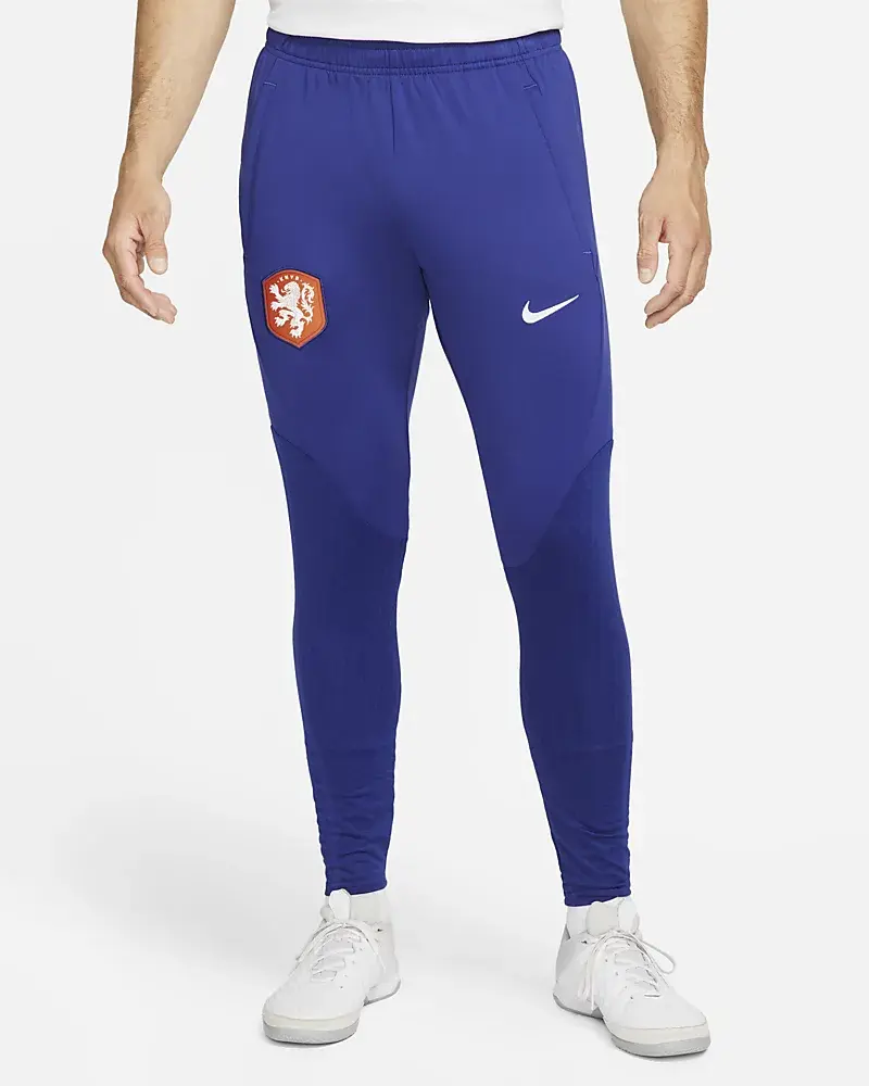 Nike Hollanda Strike. 1