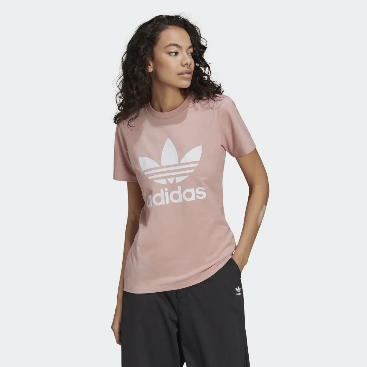 Adidas T-shirt Adicolor Classics Trefoil. 2