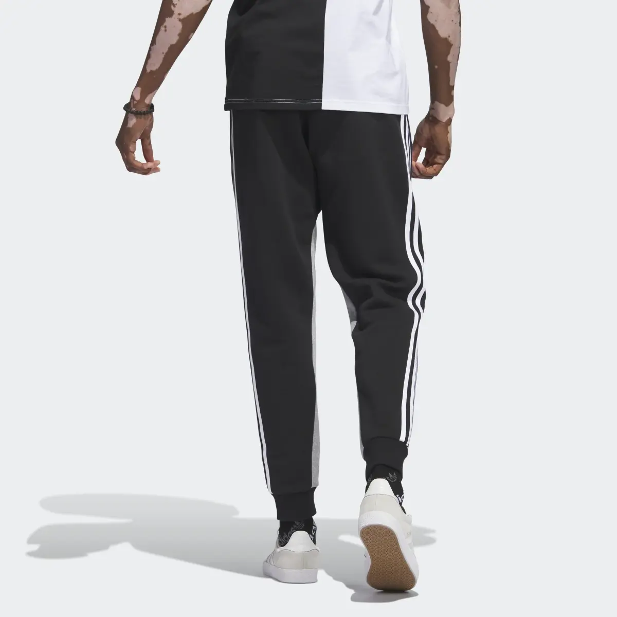 Adidas Blocked Fleece SST Pants. 2