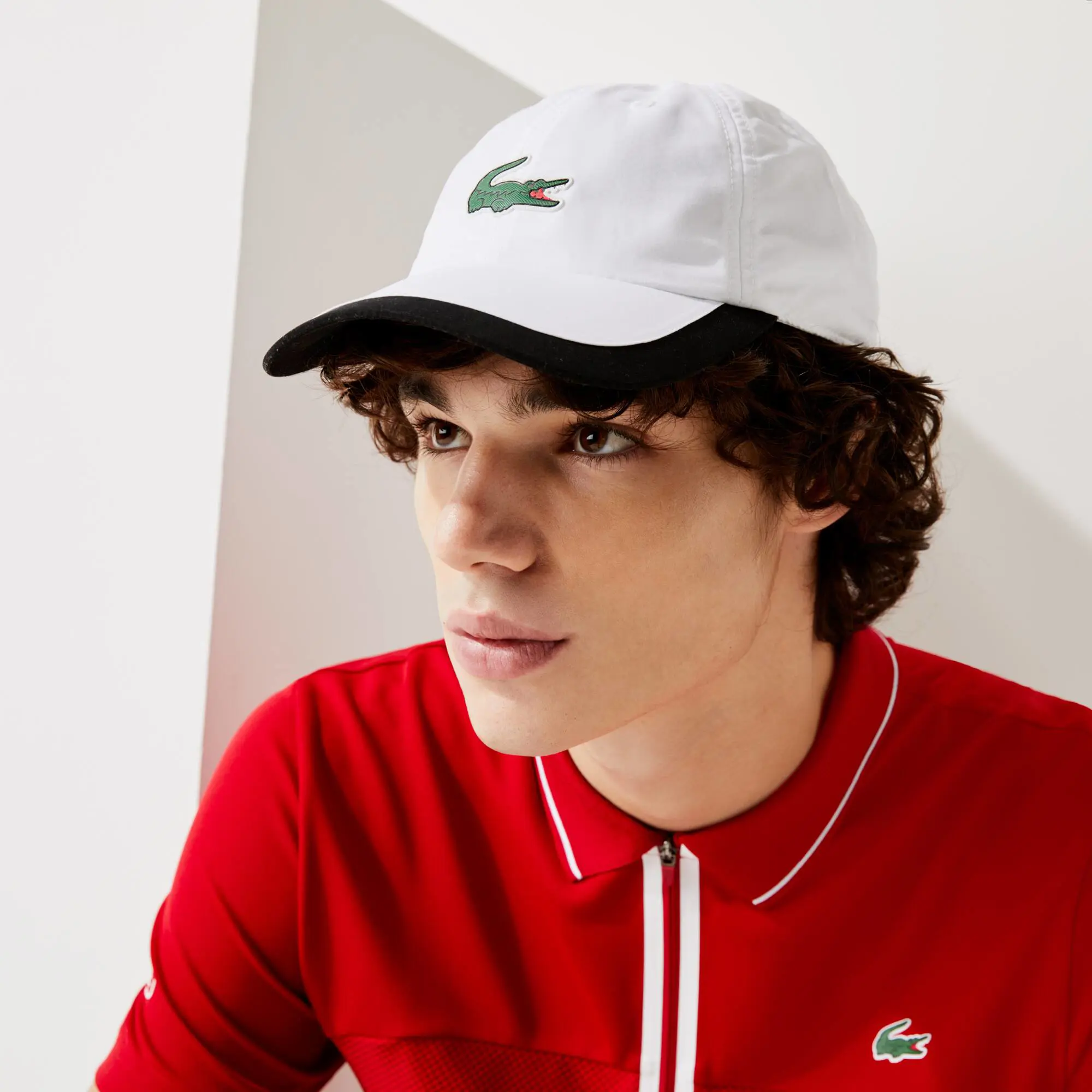 Lacoste Unisex SPORT Contrast Border Lightweight Cap. 1