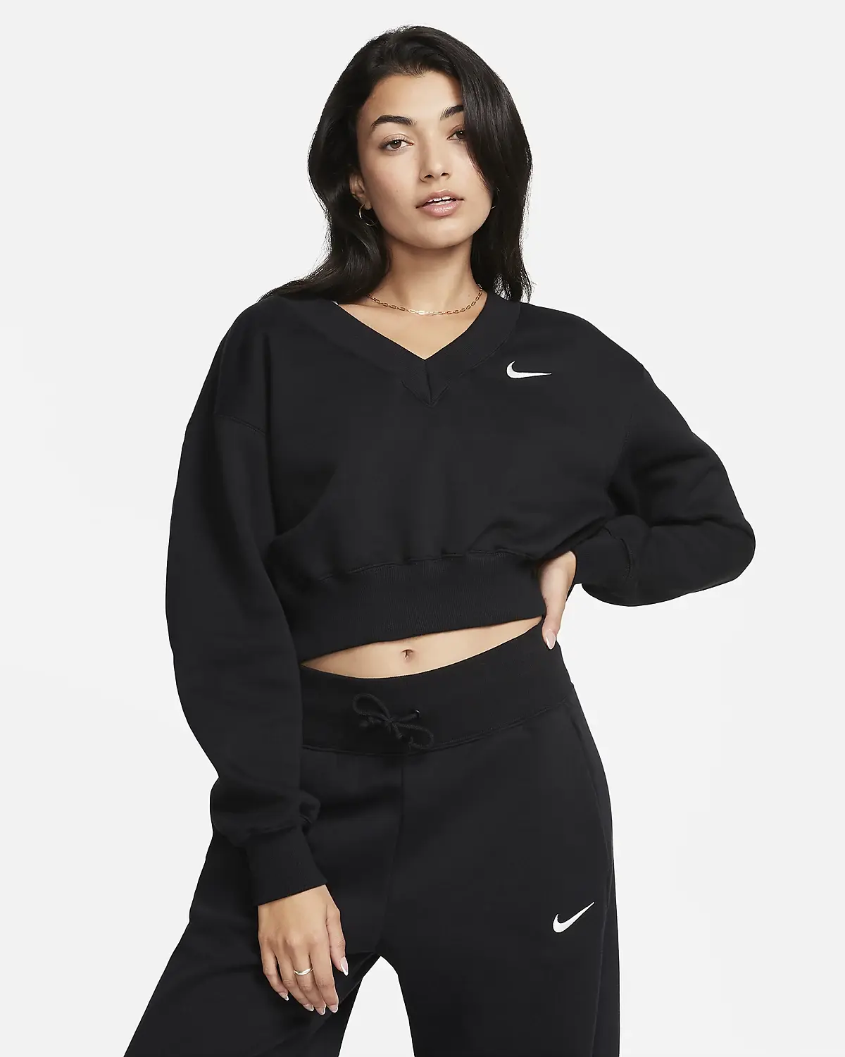 Nike Sportswear Phoenix Fleece. 1