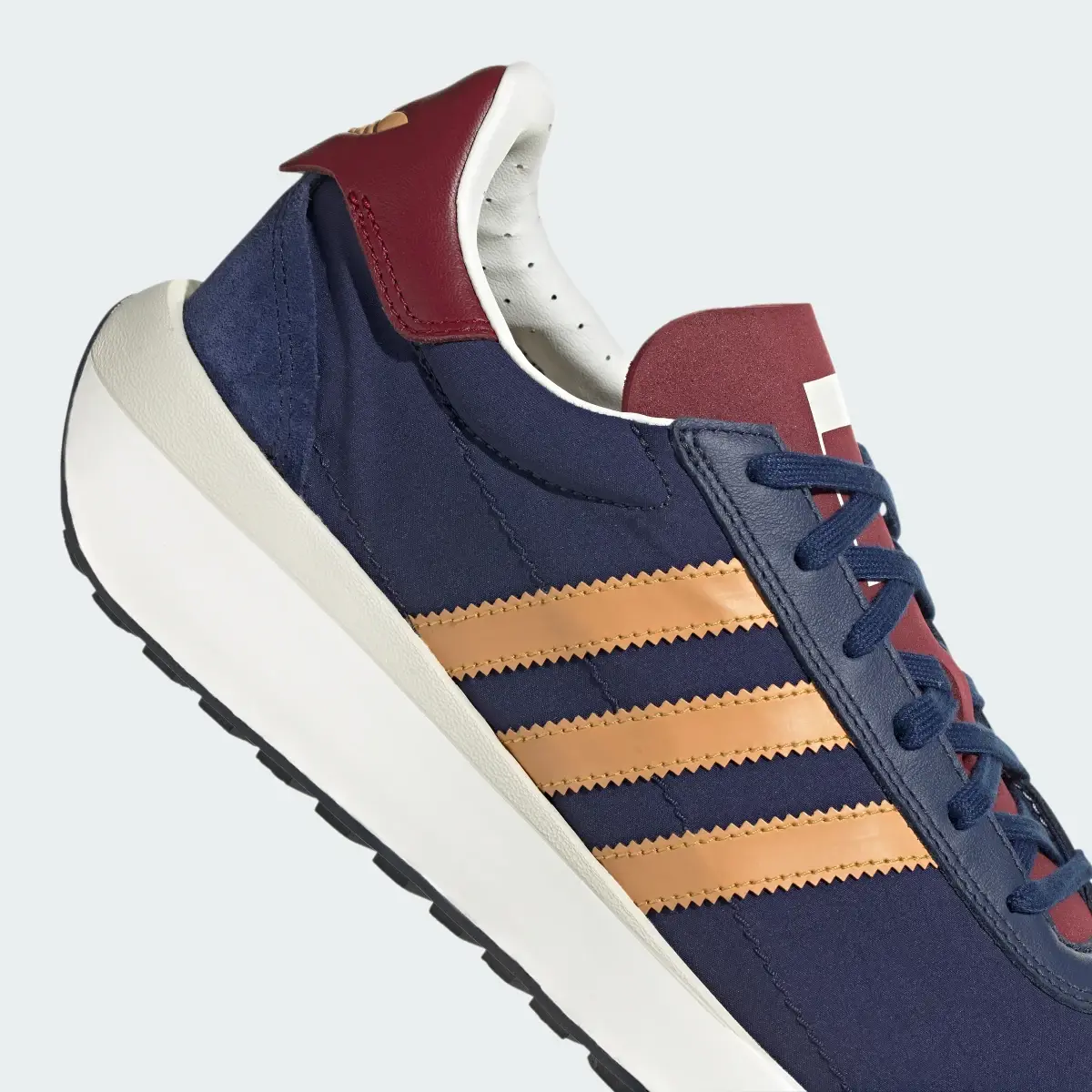 Adidas Country XLG Shoes. 3