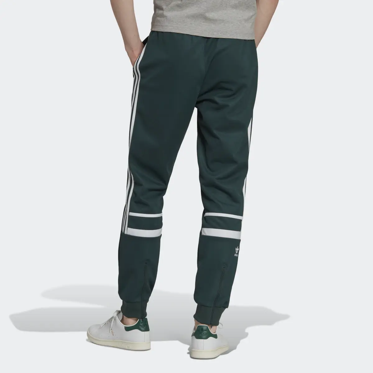 Adidas Adicolor Classics Cut Line Pants. 2