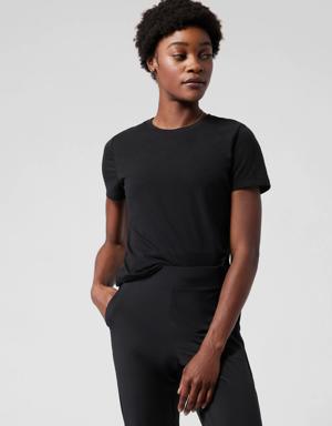 Athleta Outbound Tee black