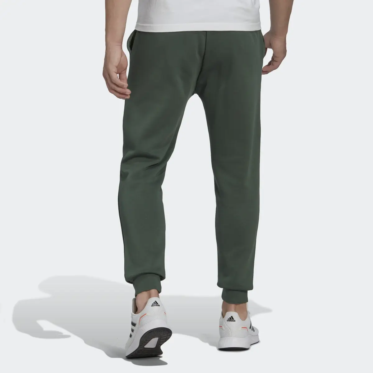 Adidas Essentials Fleece Regular Tapered Pants. 2