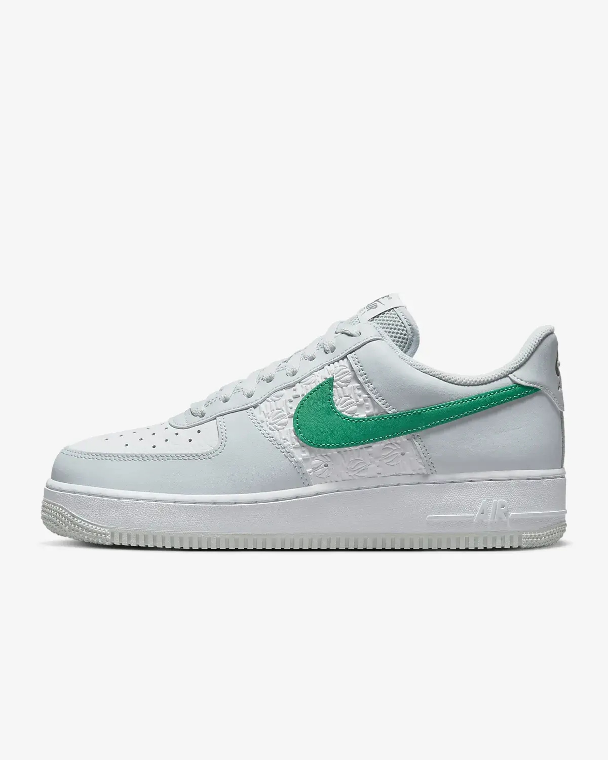 Nike Air Force 1 '07. 1