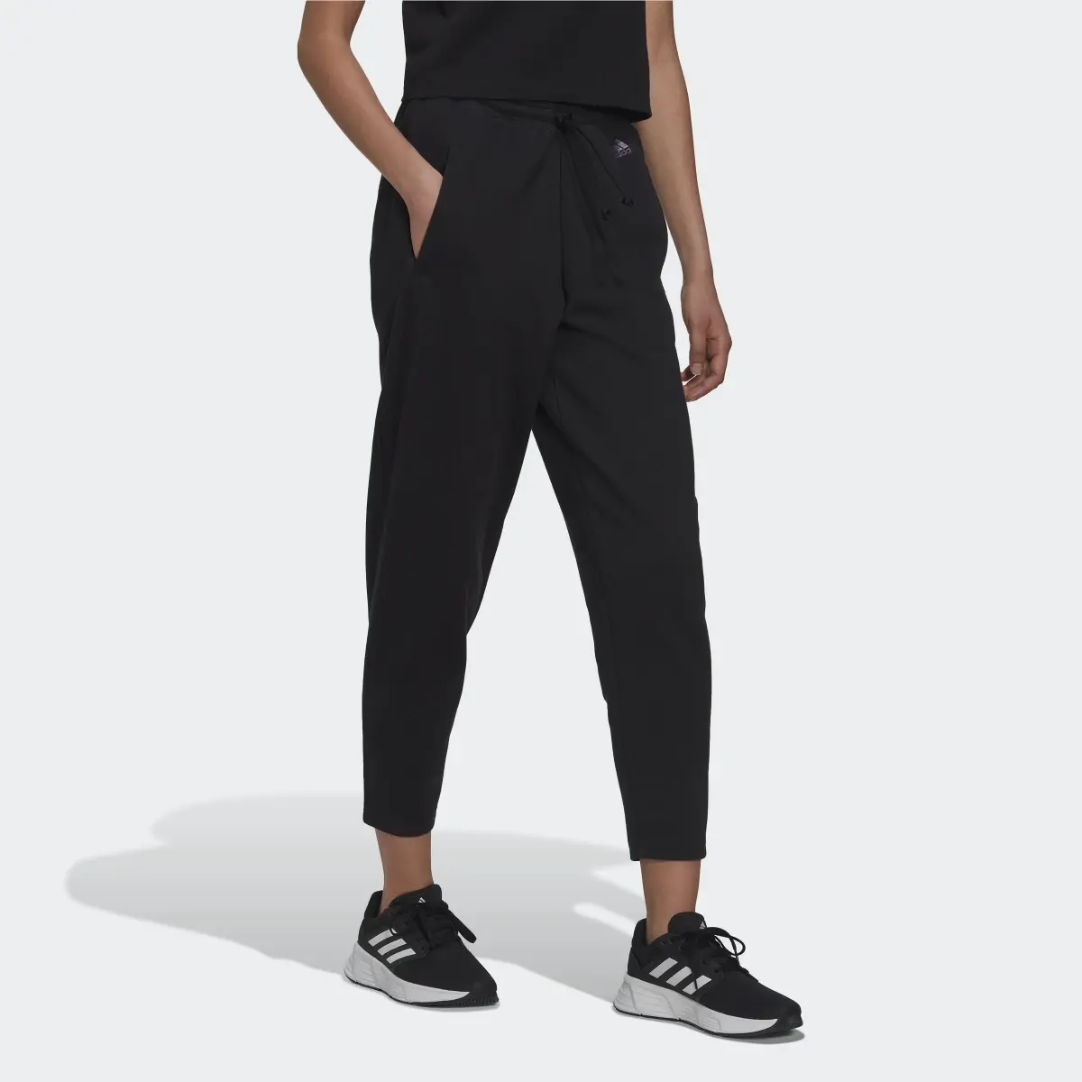 Adidas Pantalon. 3