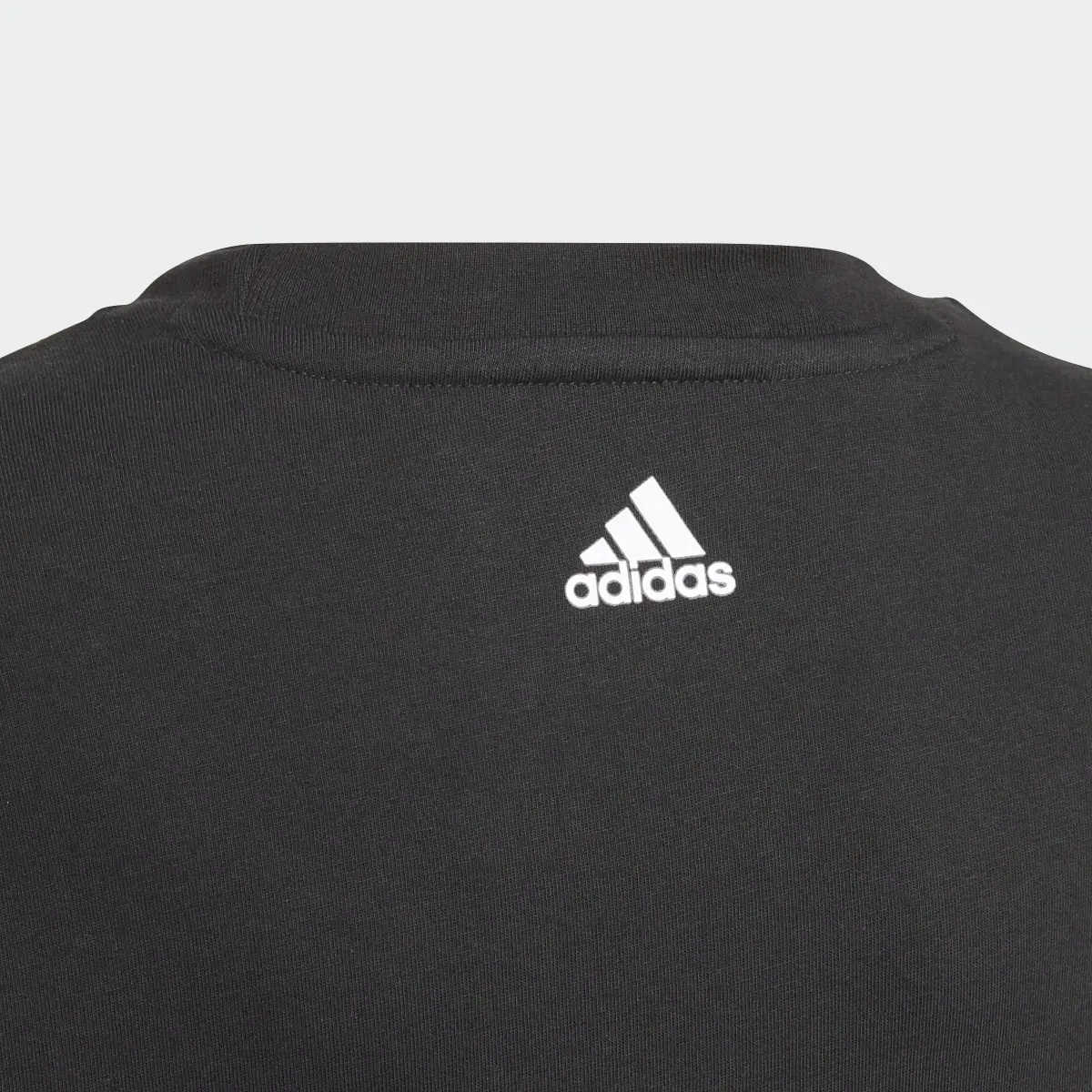 Adidas Playera Essentials. 3