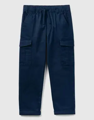 straight leg cargo trousers