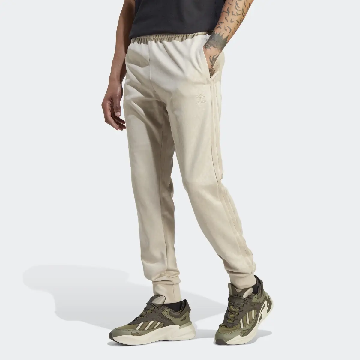 Adidas Pantalon de survêtement à motif monogramme SST. 1