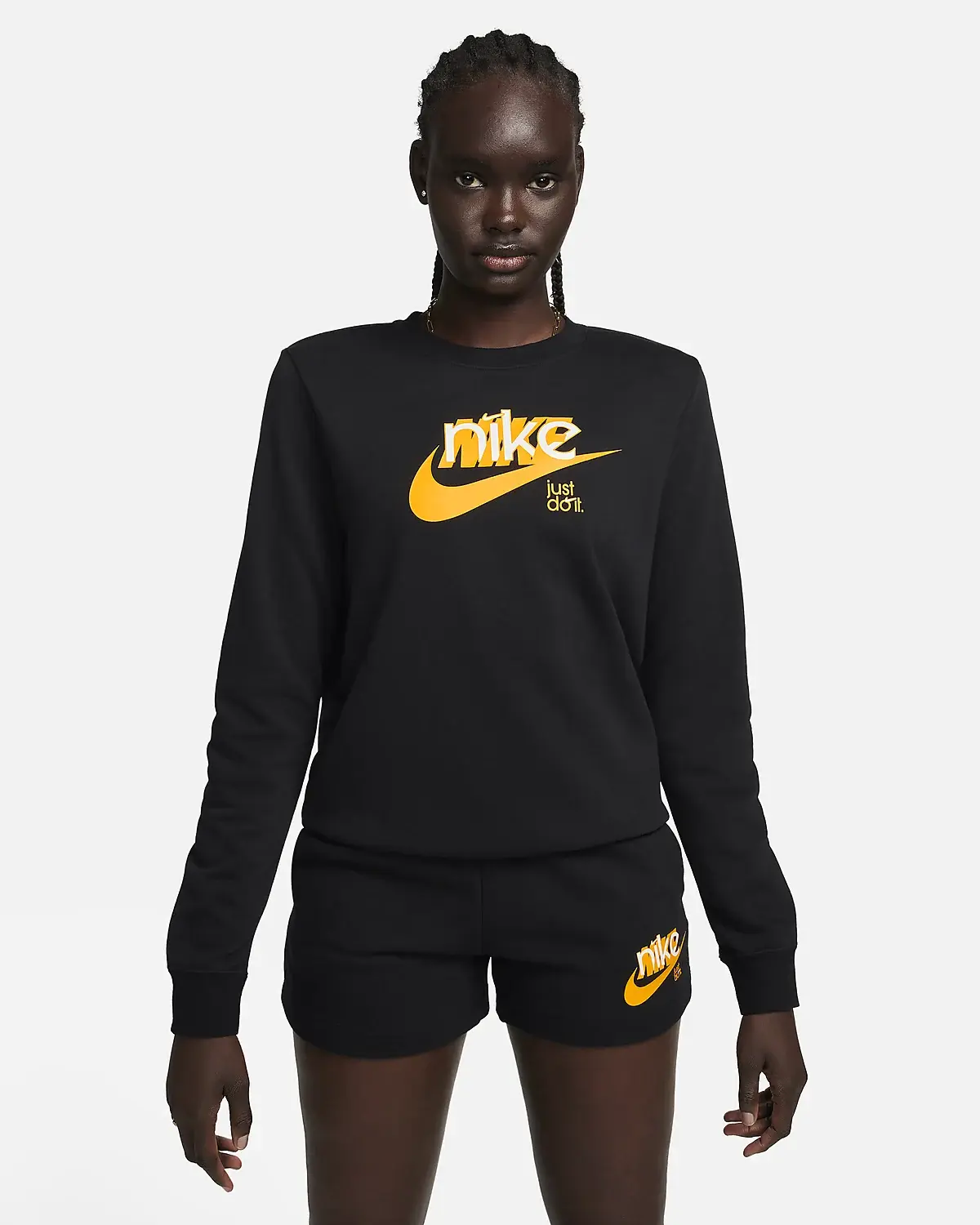 Nike Sportswear Club Fleece. 1