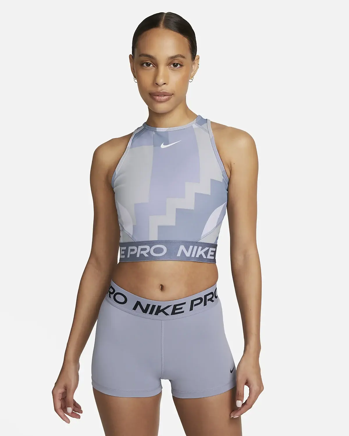 Nike Pro Dri-FIT. 1