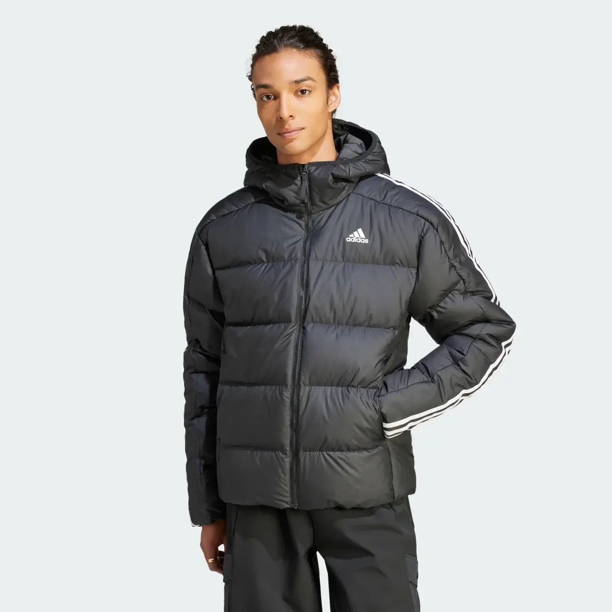 Adidas Kurtka Essentials Midweight Down Hooded. 2