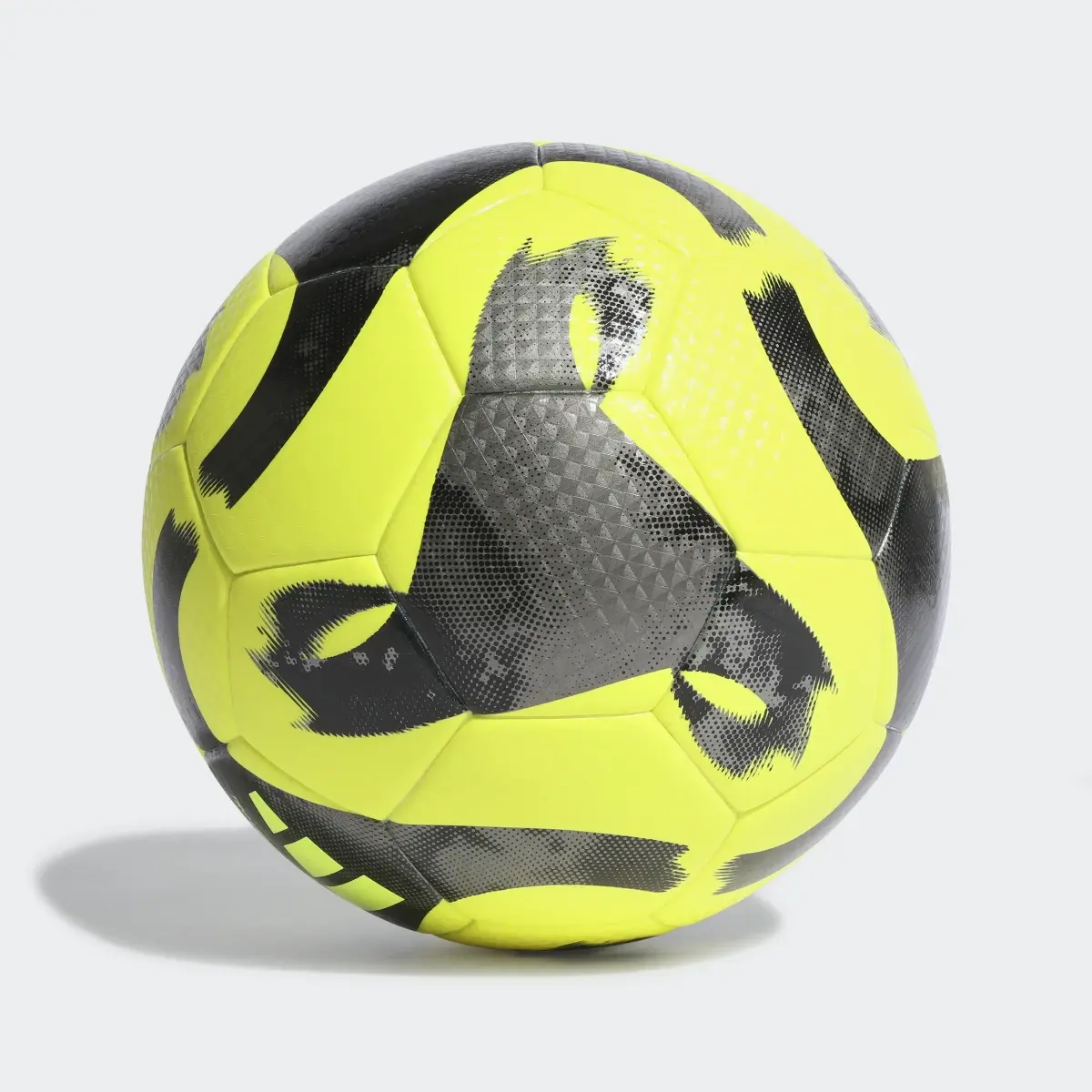 Adidas Tiro League Thermally Bonded Ball. 3