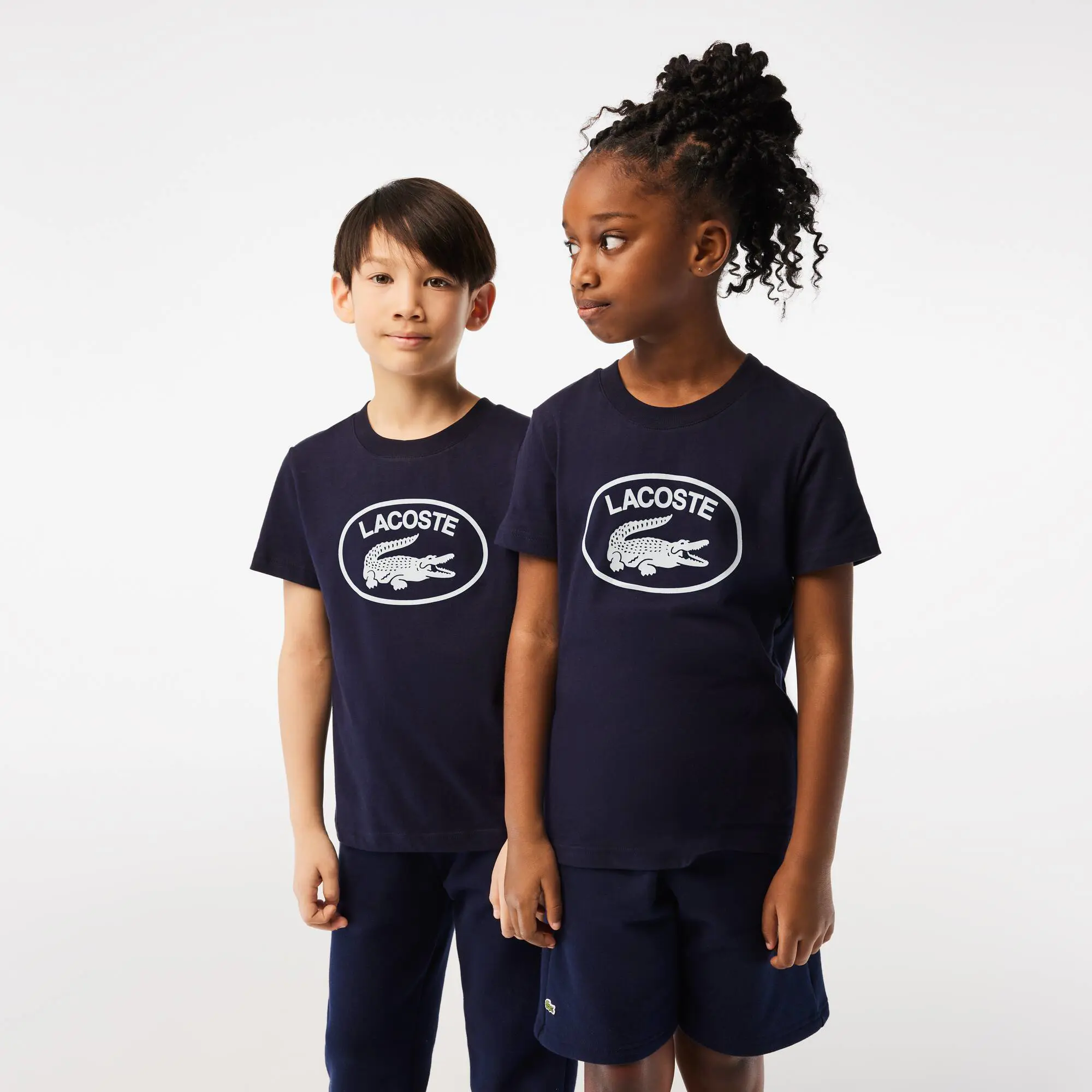 Lacoste T-shirt em malha de algodão com marca em contraste Lacoste para criança. 1