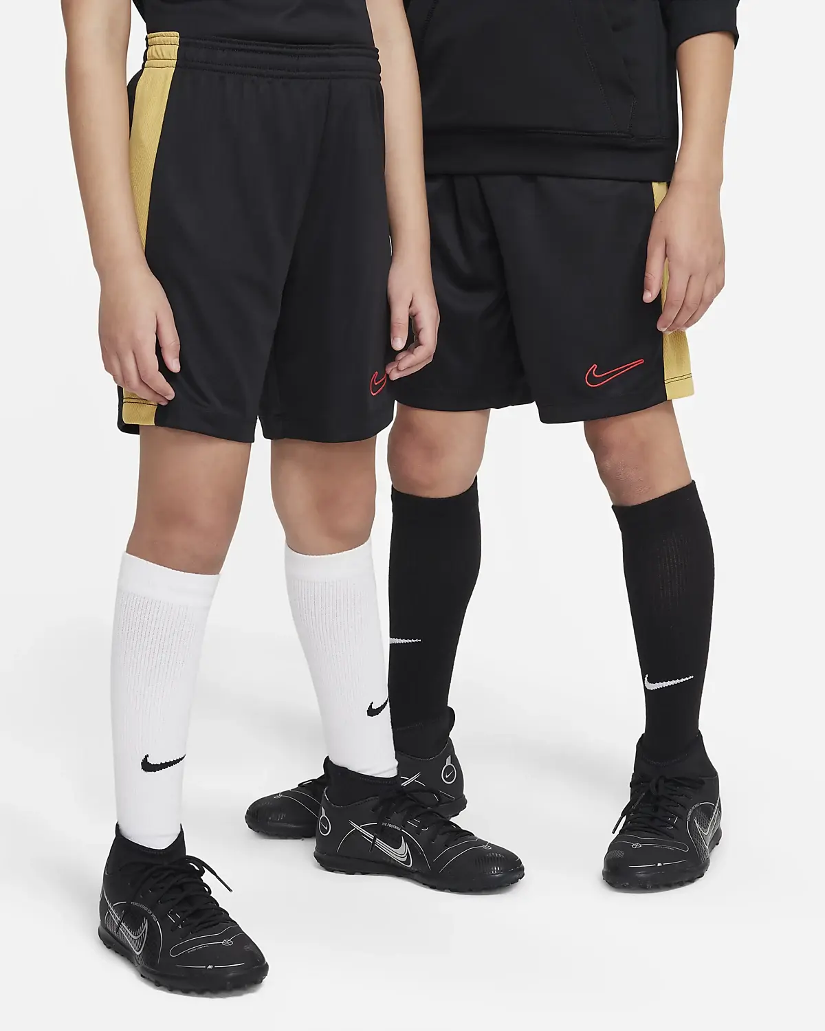 Nike Dri-FIT Academy23. 1