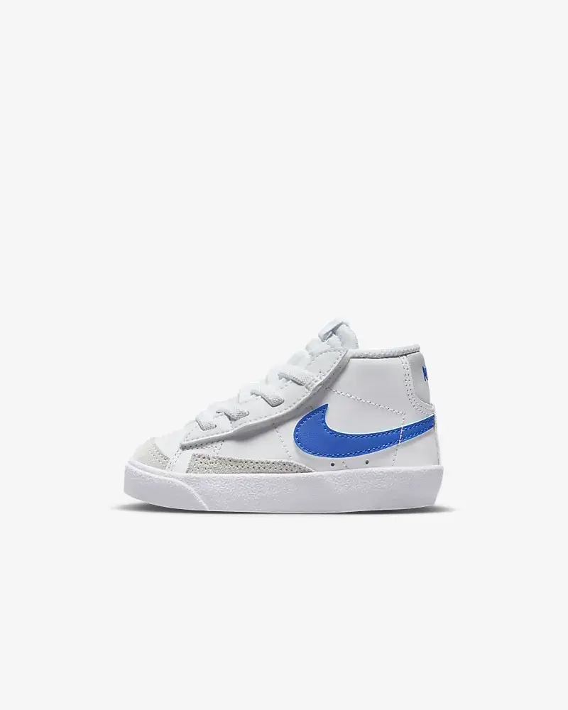 Nike Blazer Mid '77. 1