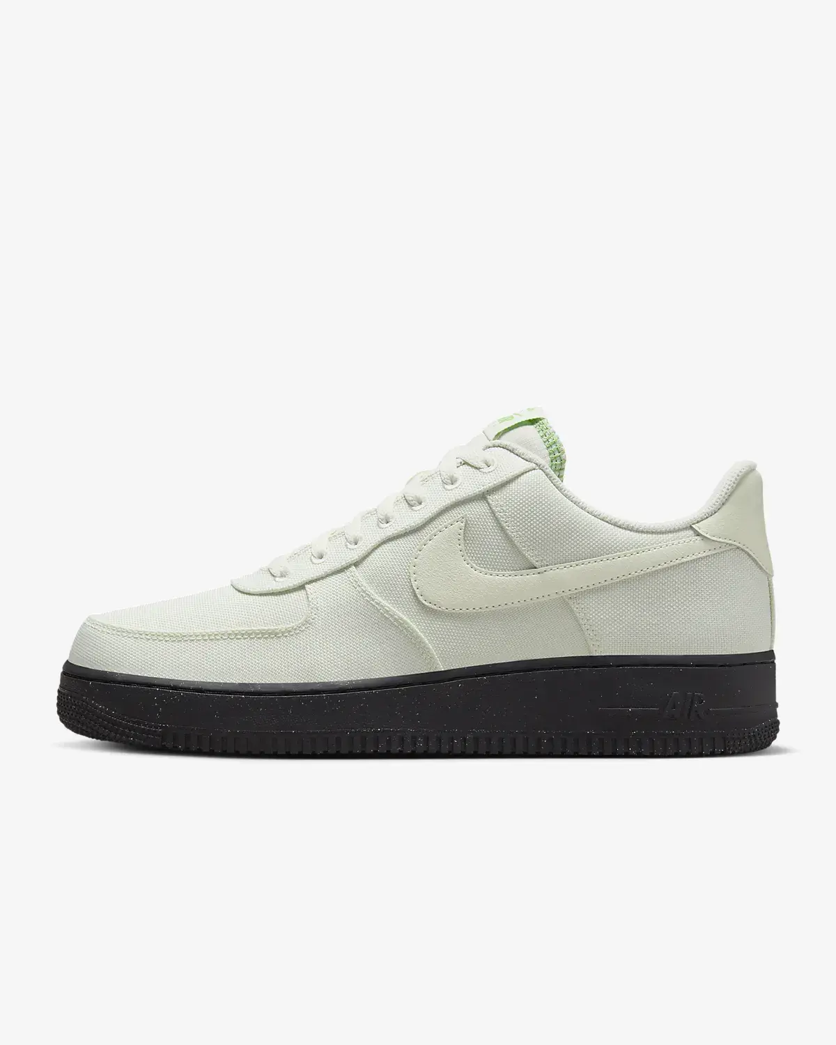 Nike Air Force 1 '07 LV8. 1