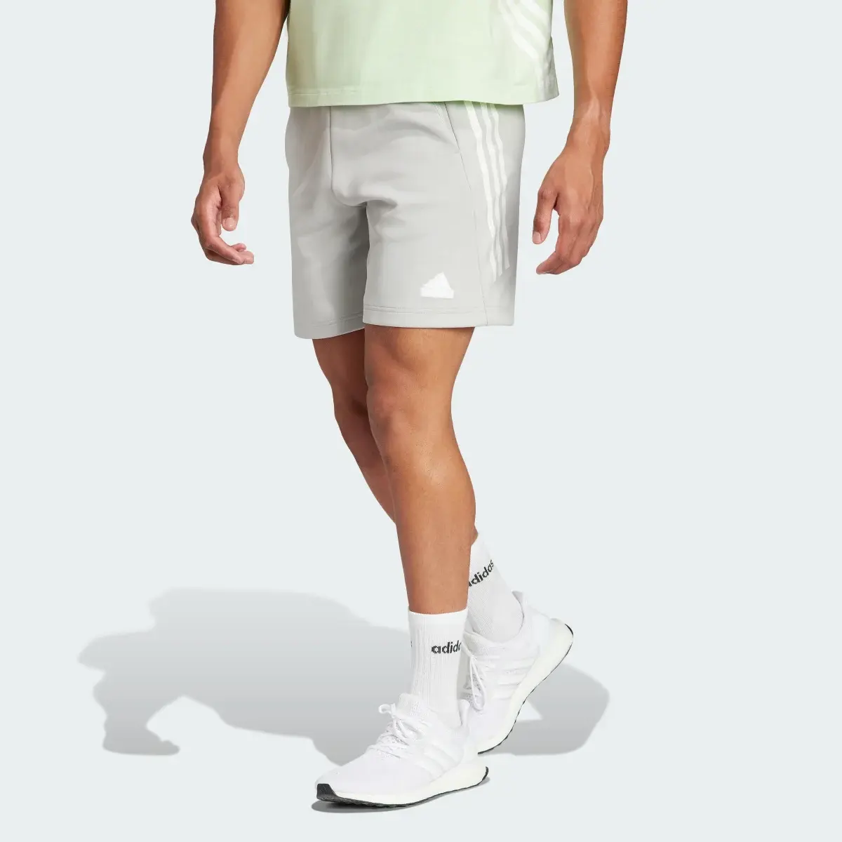 Adidas Short Future Icons 3-Stripes. 1