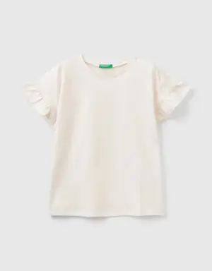 short sleeve t-shirt with rouches