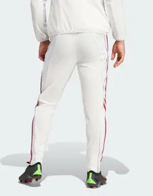 Adidas Manchester United Anthem Tracksuit Bottoms. 3 Adidas Manchester United Anthem Tracksuit Bottoms. 3