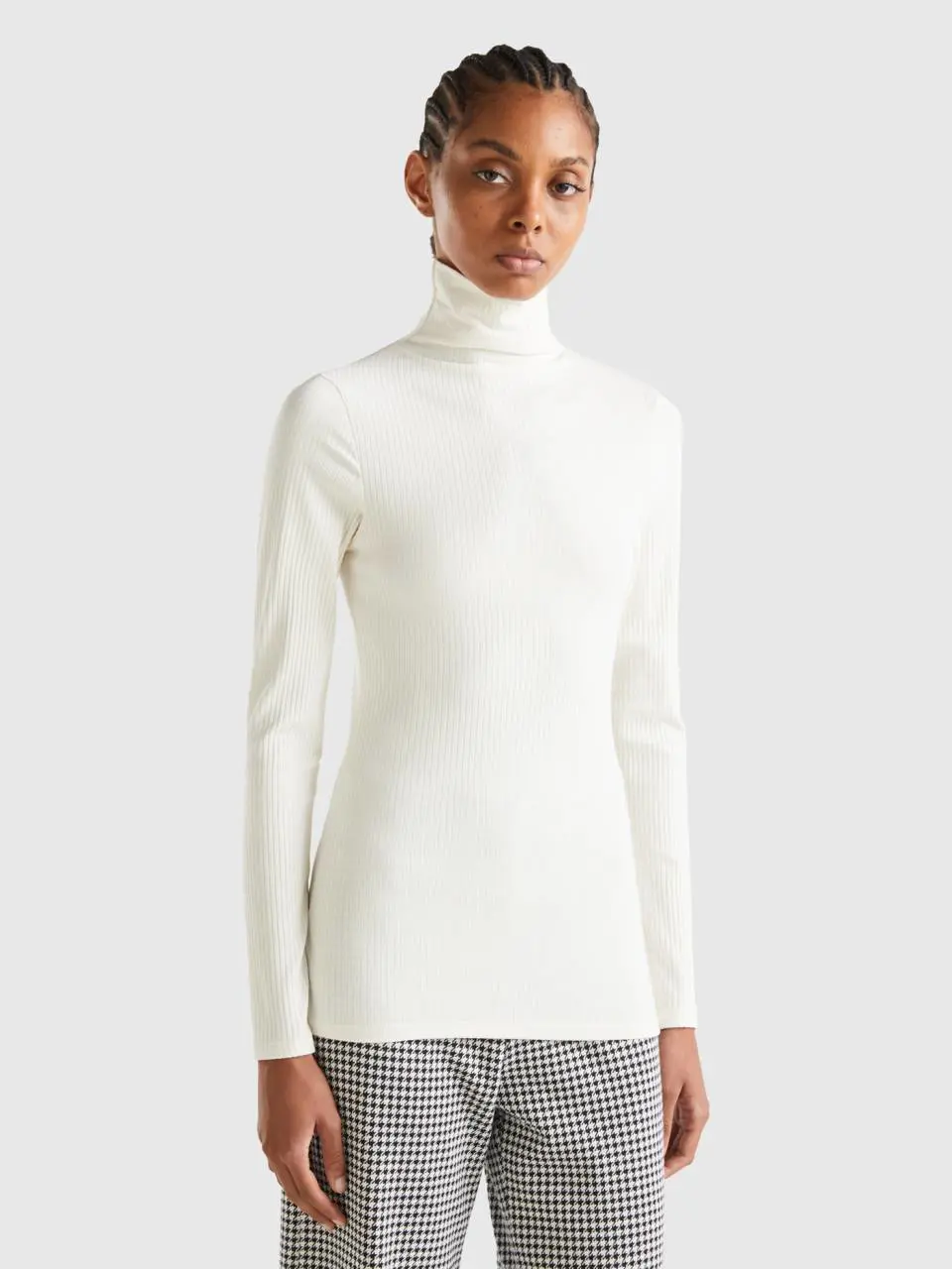 Benetton ribbed knit turtleneck t-shirt. 1