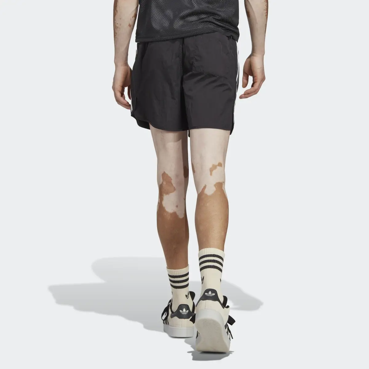 Adidas Adicolor Classics Sprinter Shorts. 2