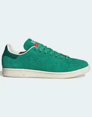 Adidas Stan Smith Shoes. 2 Adidas Stan Smith Shoes. 2