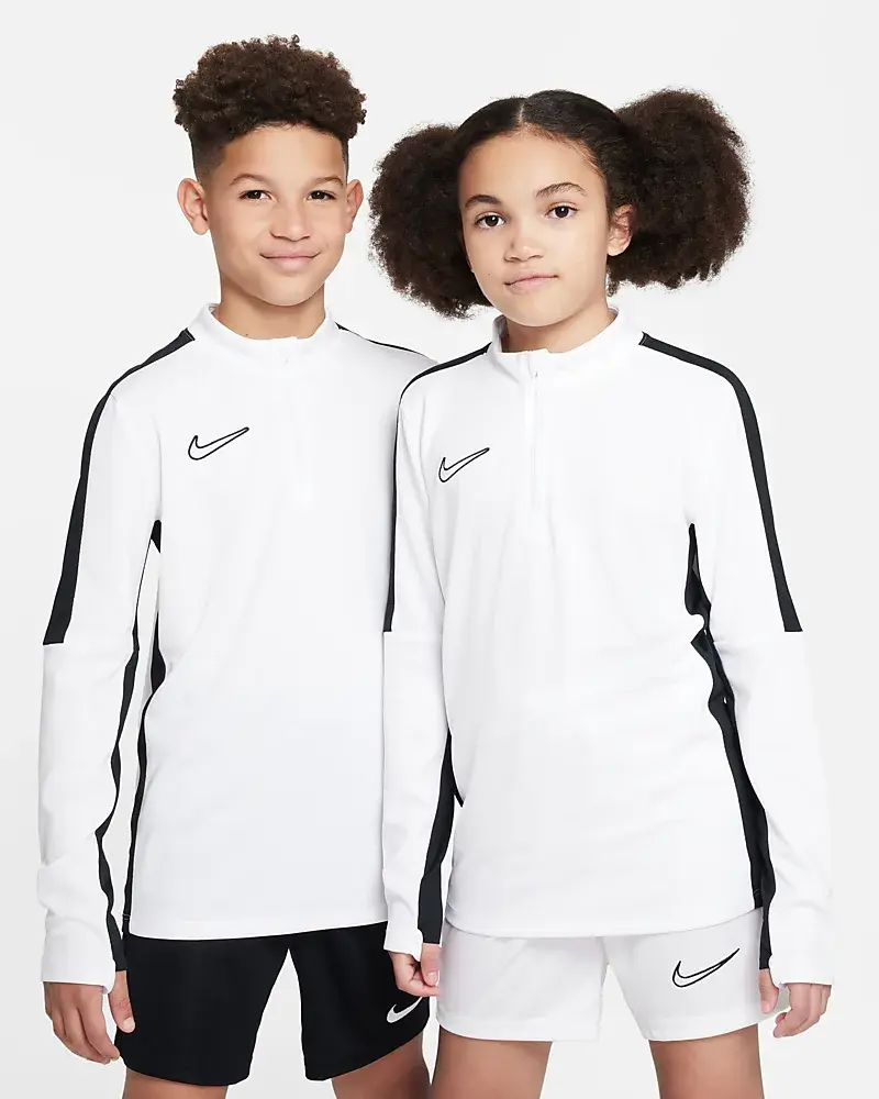 Nike Dri-FIT Academy23. 1