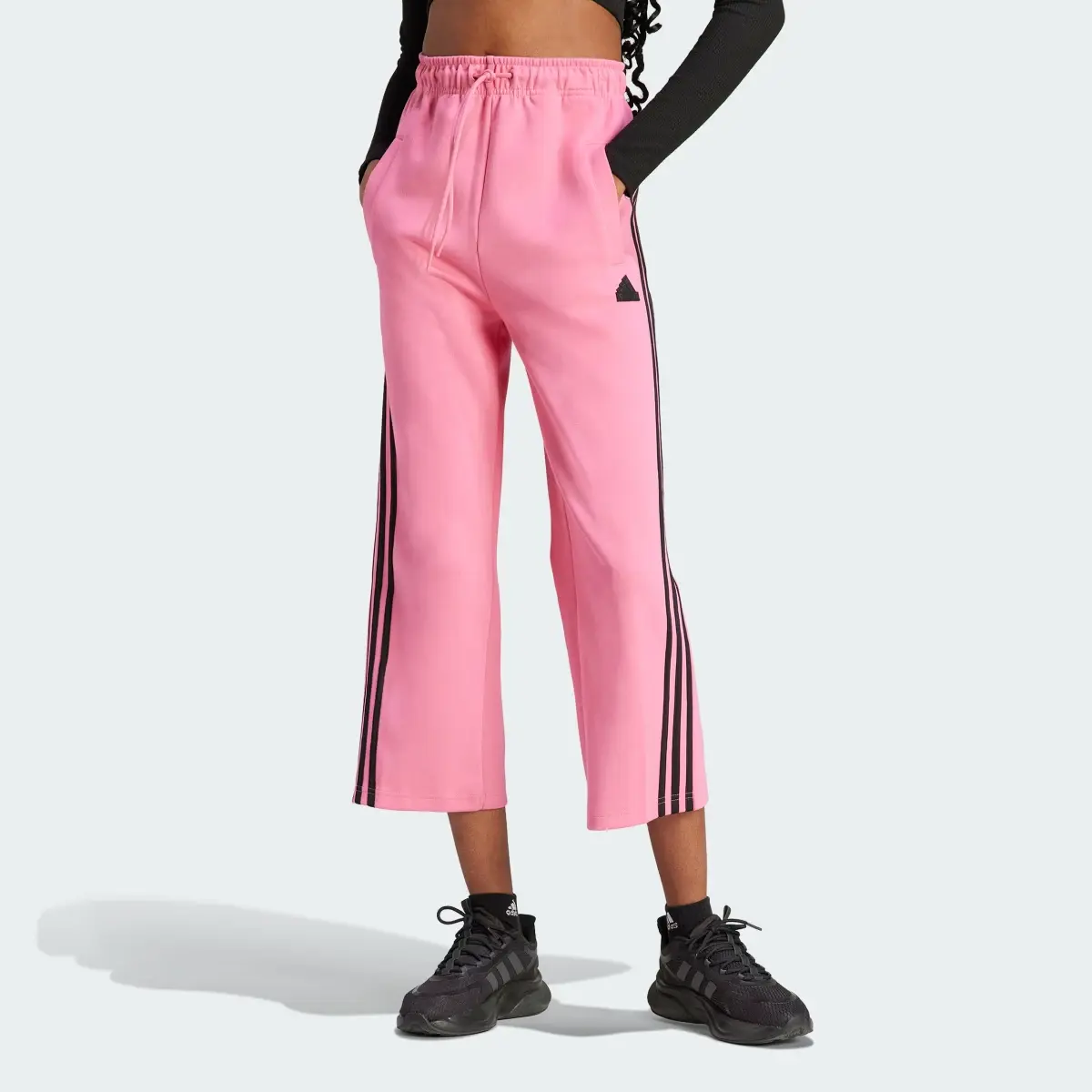 Adidas Future Icons 3-Stripes Pants. 1