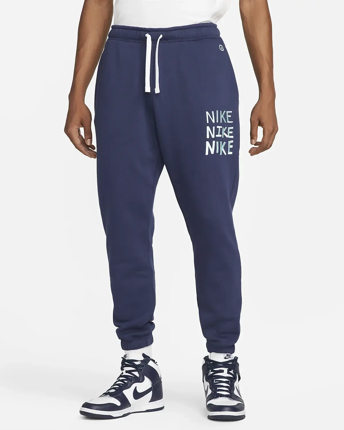 Nike Sportswear. 1