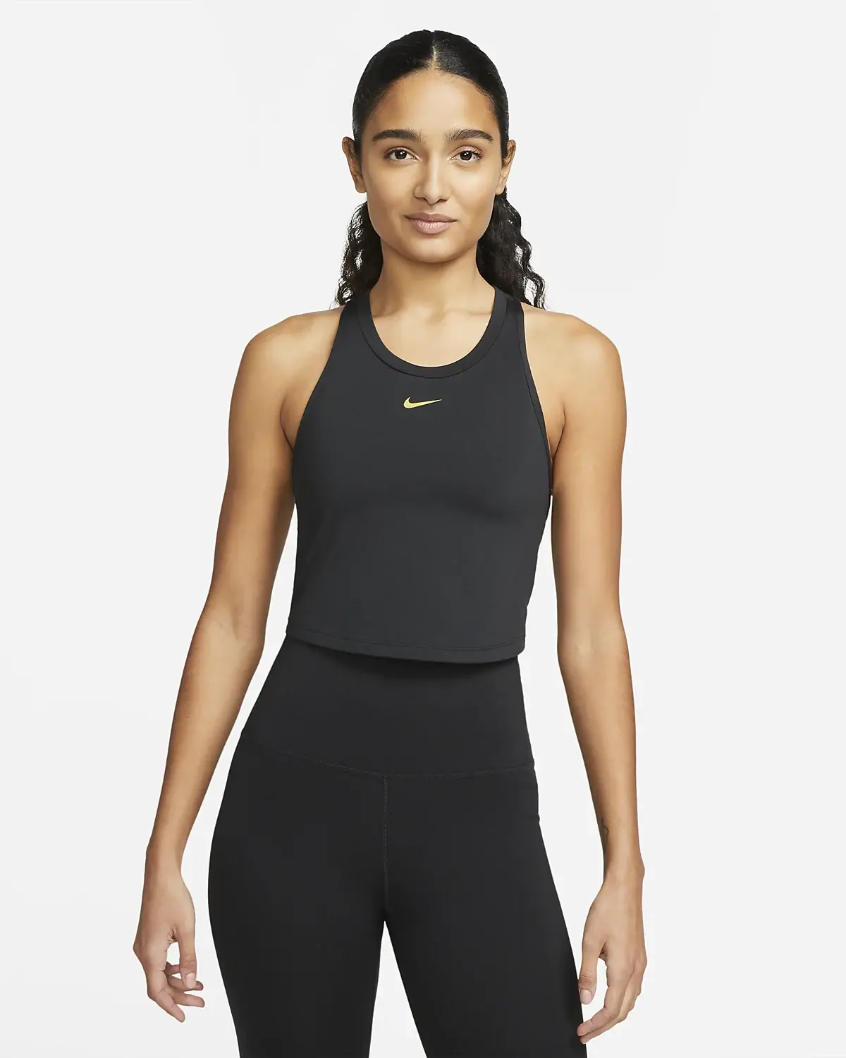 Nike Dri-FIT One Luxe. 1